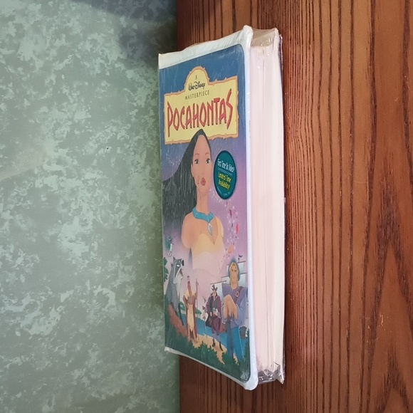 Pocahontas VHS Walt Disney Masterpiece Collection NEW Sealed 1st Time Run! - Picture 4 of 7